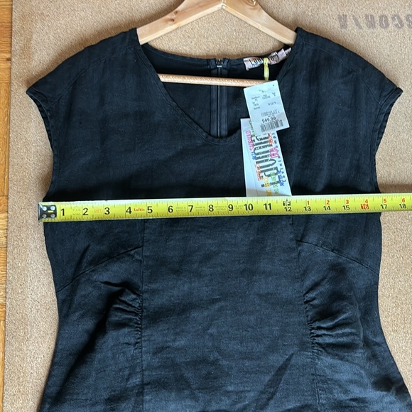 Never worn black 100% linen dress. Size S. Lavinia brand made in Italy. - Picture 8 of 12